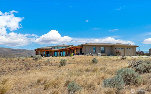 2071 Sage Hill Drive, Ellensburg, WA 98926