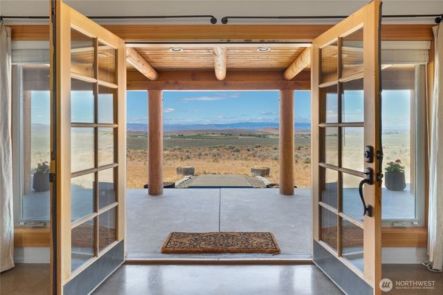 2071 Sage Hill Drive, Ellensburg, WA 98926