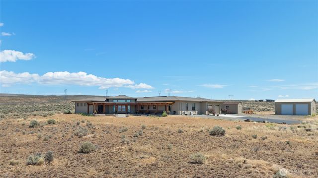 2071 Sage Hill Drive, Ellensburg, WA 98926