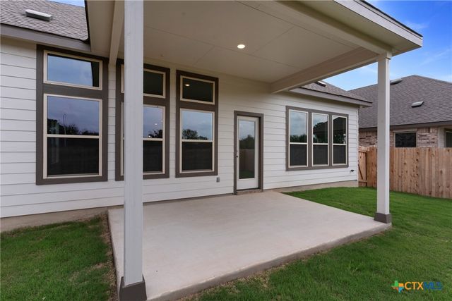 931 Creek Bed Drive, New Braunfels, TX 78130