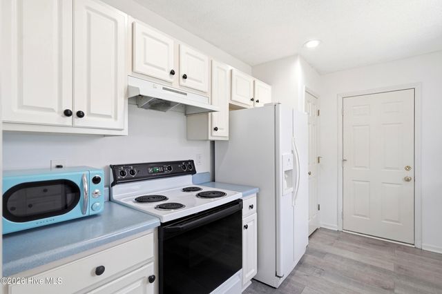 619 Glenarthur Drive, Wilmington, NC 28412