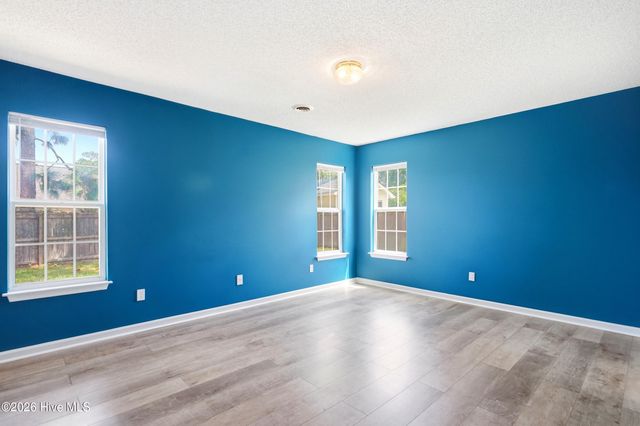 619 Glenarthur Drive, Wilmington, NC 28412