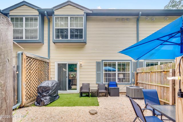 5 Shearwater Hollow 5, Bayville, NJ 08721
