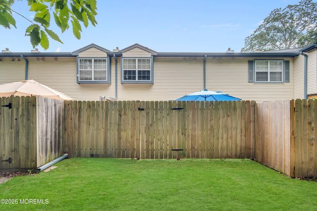 5 Shearwater Hollow 5, Bayville, NJ 08721