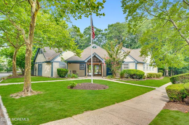 5 Shearwater Hollow 5, Bayville, NJ 08721