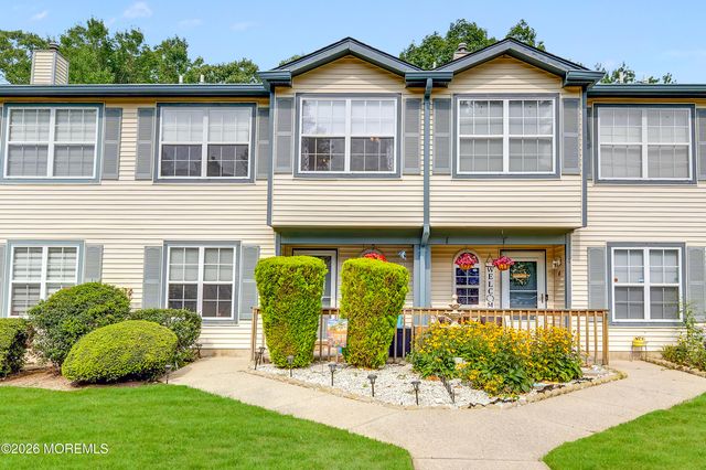5 Shearwater Hollow 5, Bayville, NJ 08721