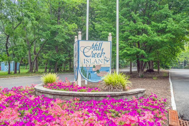 5 Shearwater Hollow 5, Bayville, NJ 08721