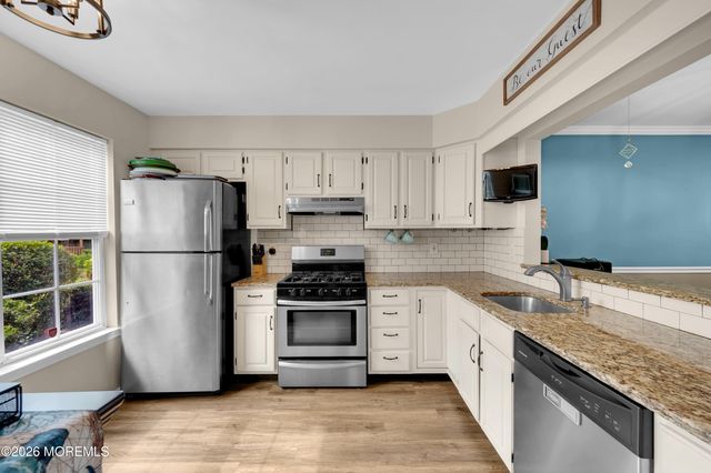 5 Shearwater Hollow 5, Bayville, NJ 08721