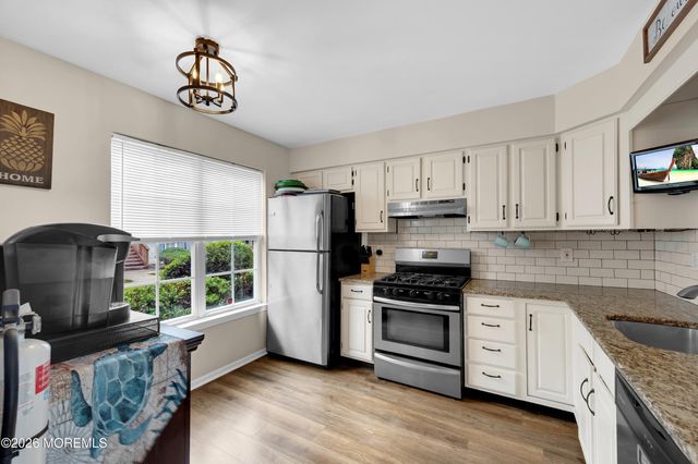 5 Shearwater Hollow 5, Bayville, NJ 08721