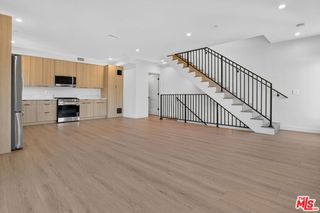 11304 Collins Street #2, Los Angeles, CA 91601