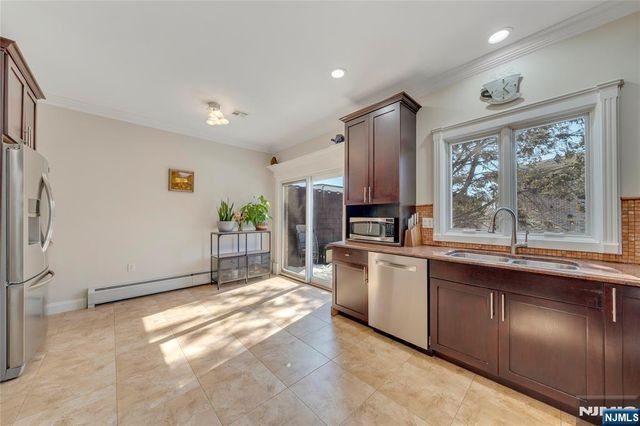 92 Washington Avenue, Cliffside Park, NJ 07010