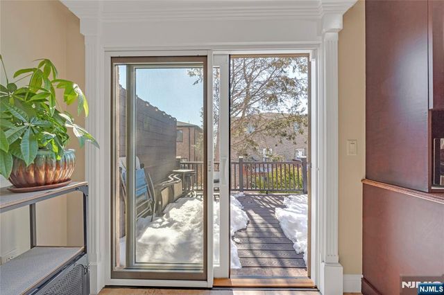 92 Washington Avenue, Cliffside Park, NJ 07010