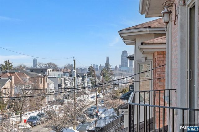 92 Washington Avenue, Cliffside Park, NJ 07010