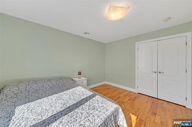 92 Washington Avenue, Cliffside Park, NJ 07010