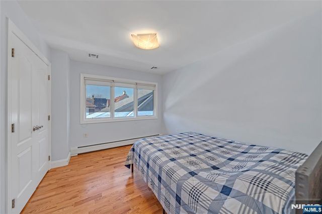 92 Washington Avenue, Cliffside Park, NJ 07010