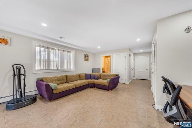 92 Washington Avenue, Cliffside Park, NJ 07010