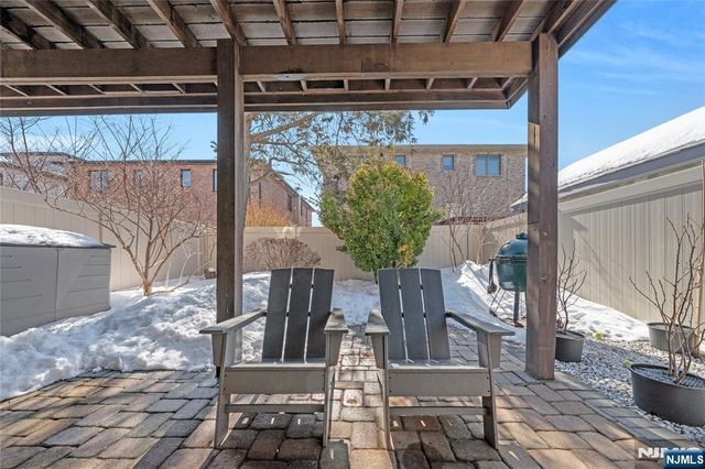 92 Washington Avenue, Cliffside Park, NJ 07010