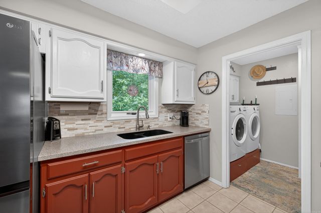 3 Polido Lane, Hot Springs Village, AR 71909