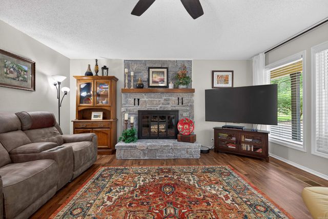 3 Polido Lane, Hot Springs Village, AR 71909