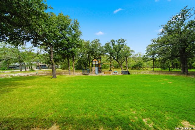 189 Champions, La Vernia, TX 78121