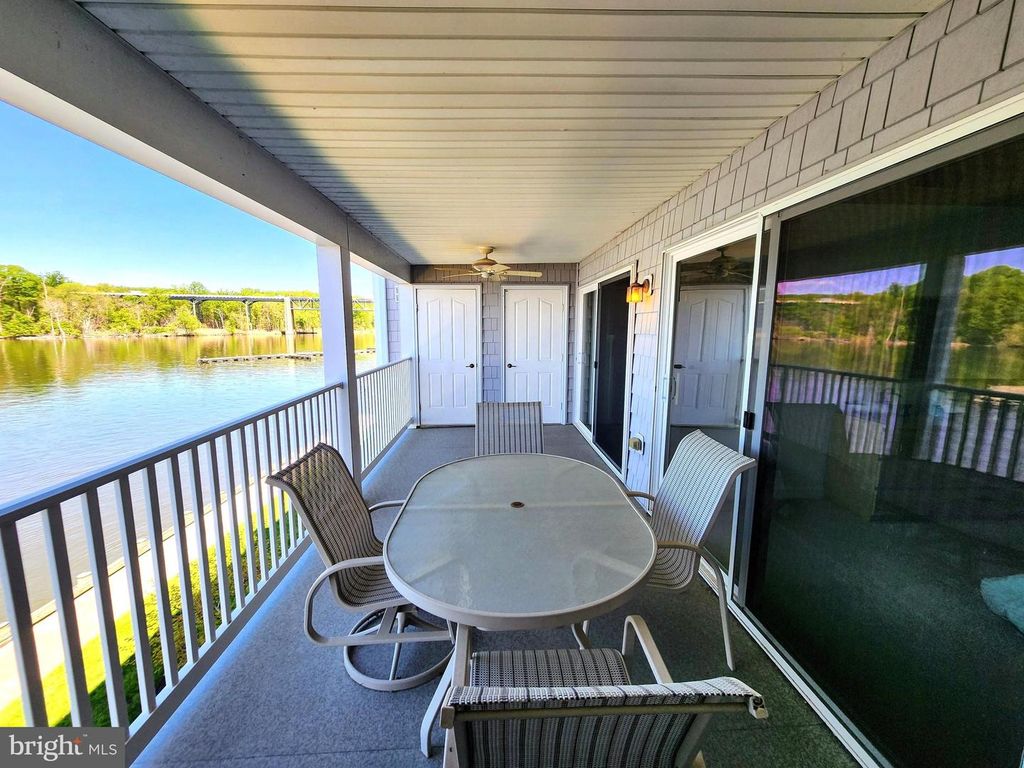 24 MCMULLENS WHARF # 2C, Perryville, MD 21903