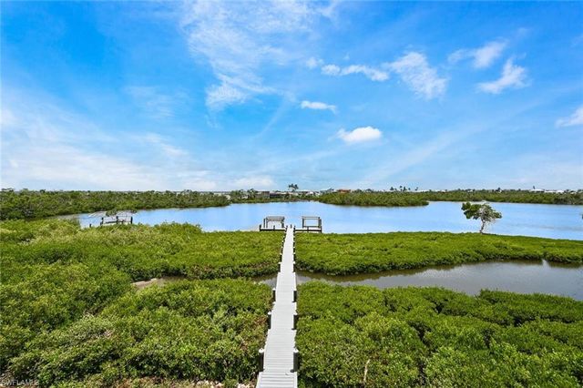 21511 Indian Bayou DR, Fort Myers Beach, FL 33931