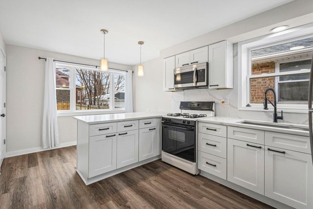 1723 W 75th Place, Chicago, IL 60620