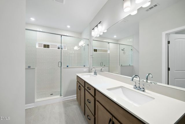 288 Meadowbark Bend 37, Garner, NC 27529