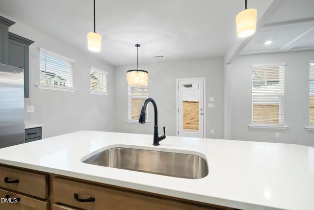 288 Meadowbark Bend 37, Garner, NC 27529