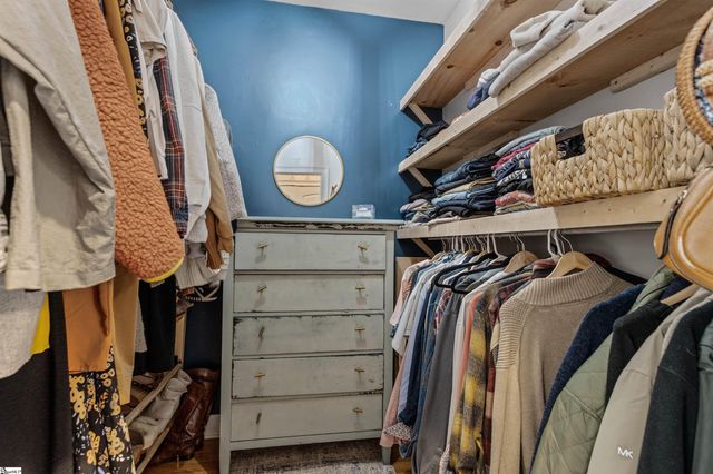 9 Waverly Court, Greenville, SC 29605