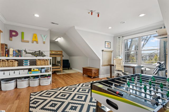 9 Waverly Court, Greenville, SC 29605