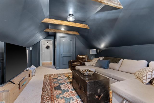 9 Waverly Court, Greenville, SC 29605