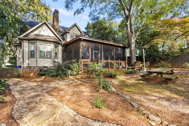 9 Waverly Court, Greenville, SC 29605