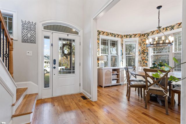 9 Waverly Court, Greenville, SC 29605