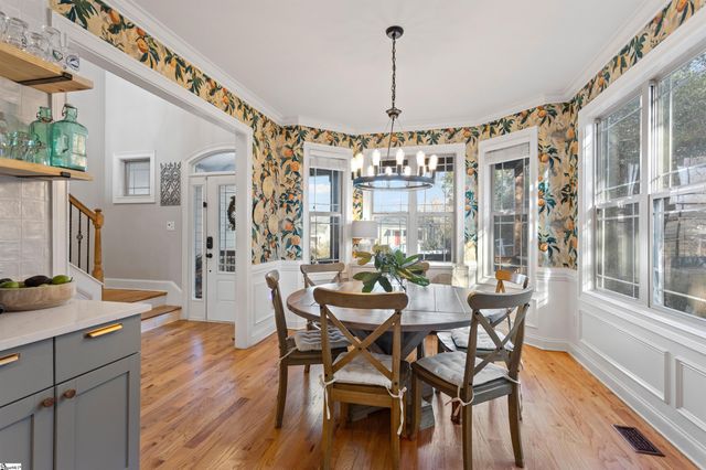 9 Waverly Court, Greenville, SC 29605