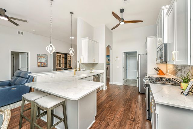 3813 Hanoverian Drive, Mount Pleasant, SC 29429