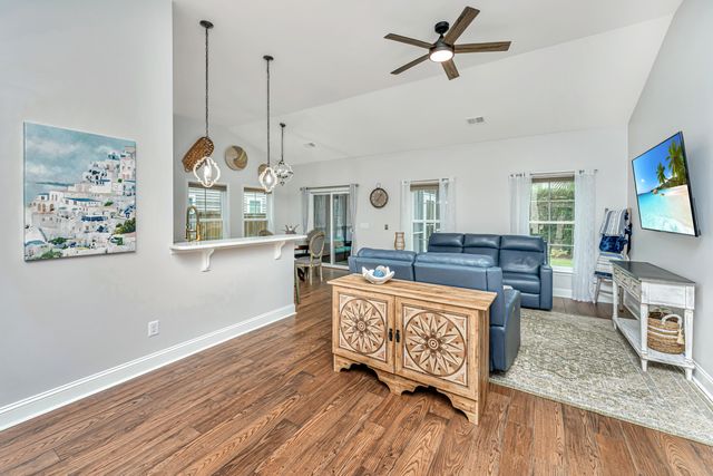 3813 Hanoverian Drive, Mount Pleasant, SC 29429