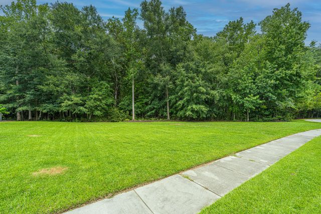 3813 Hanoverian Drive, Mount Pleasant, SC 29429