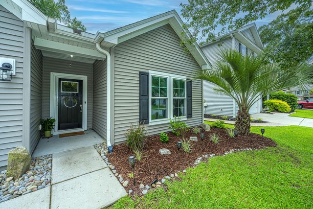 3813 Hanoverian Drive, Mount Pleasant, SC 29429