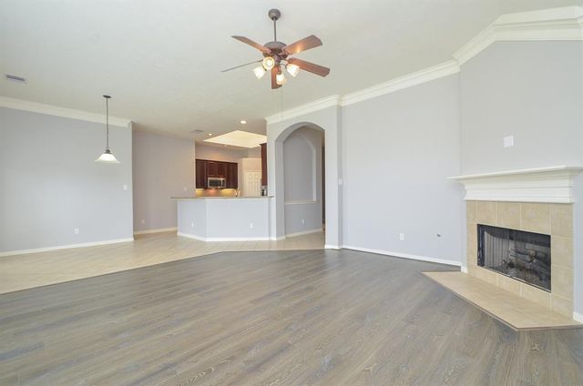 6726 Oakman, Sugar Land, TX 77479