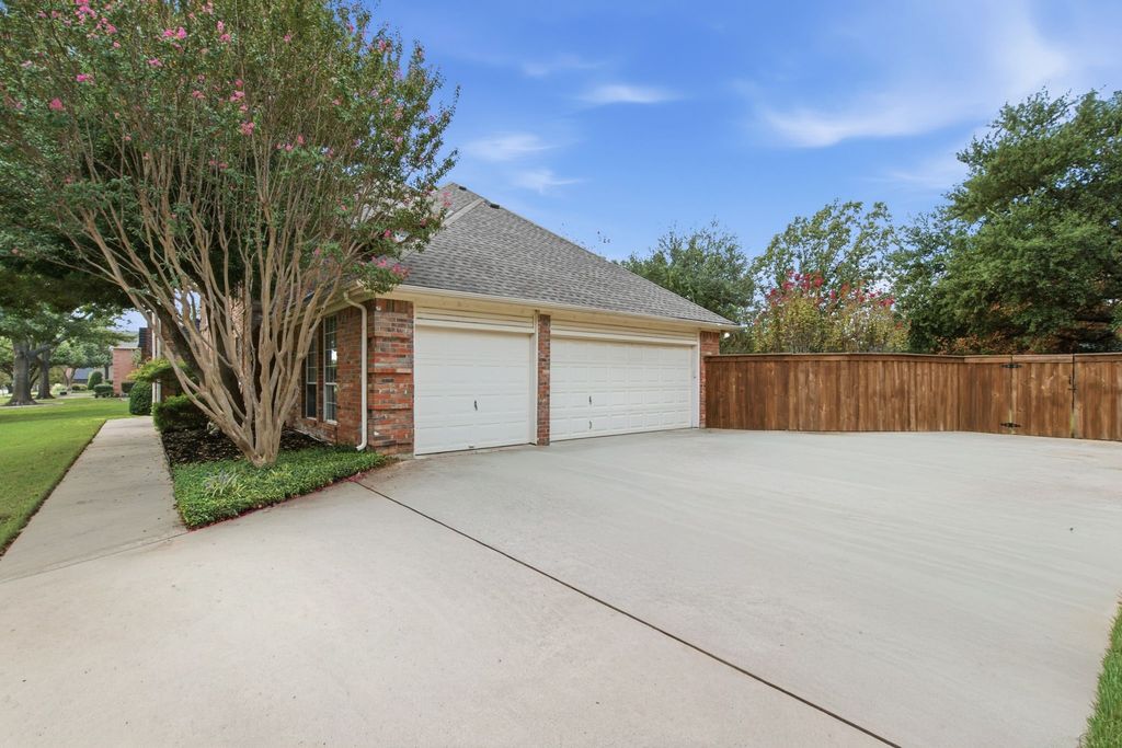 5904 Highland Hills Lane, Colleyville, TX 76034 — photo 3