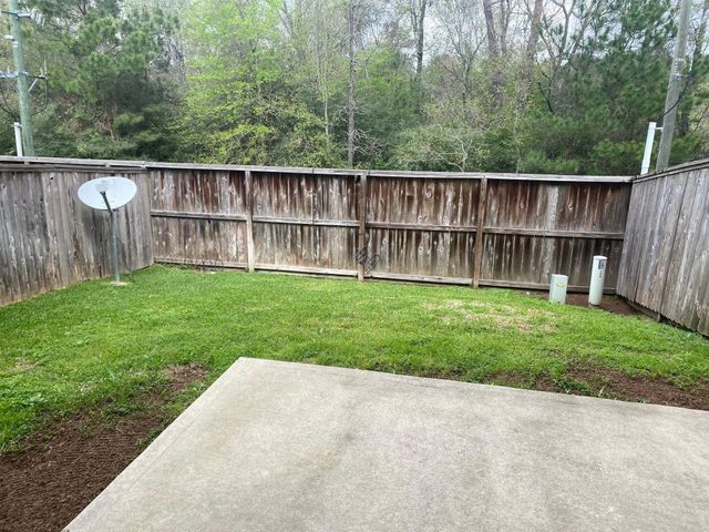 102 Aventura Place, The Woodlands, TX 77389