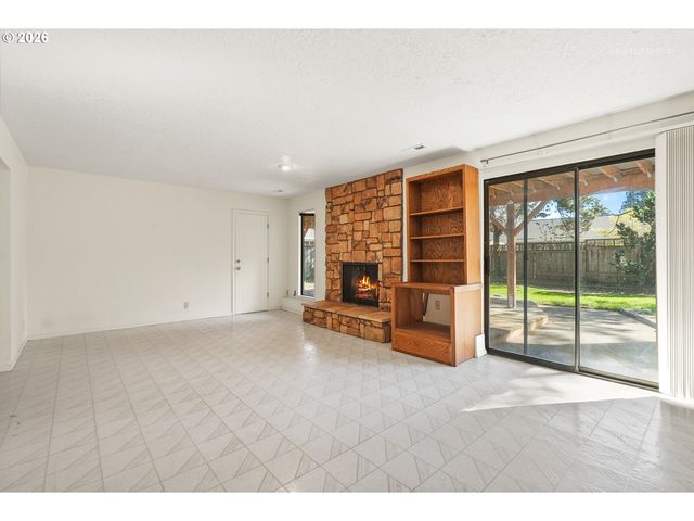 21104 Sw JAMECO Ct, Tualatin, OR 97062