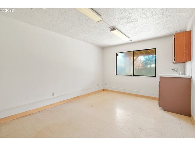 21104 Sw JAMECO Ct, Tualatin, OR 97062