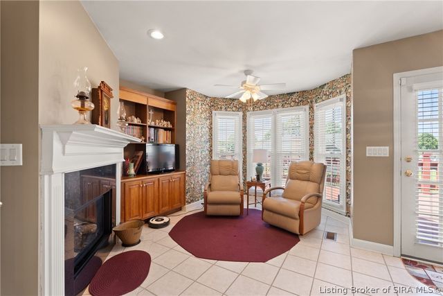 3310 Twelve Oaks Court, Sellersburg, IN 47172