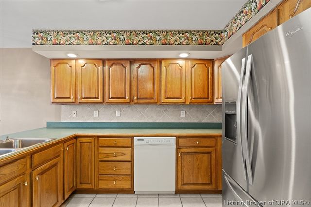 3310 Twelve Oaks Court, Sellersburg, IN 47172