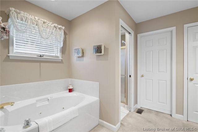 3310 Twelve Oaks Court, Sellersburg, IN 47172