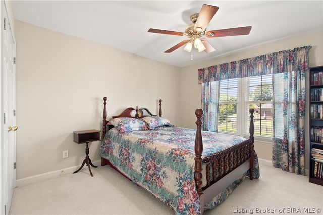 3310 Twelve Oaks Court, Sellersburg, IN 47172