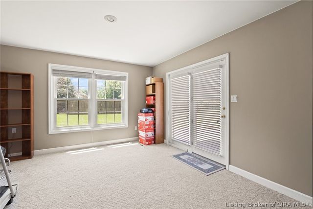 3310 Twelve Oaks Court, Sellersburg, IN 47172