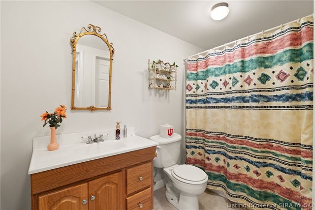3310 Twelve Oaks Court, Sellersburg, IN 47172